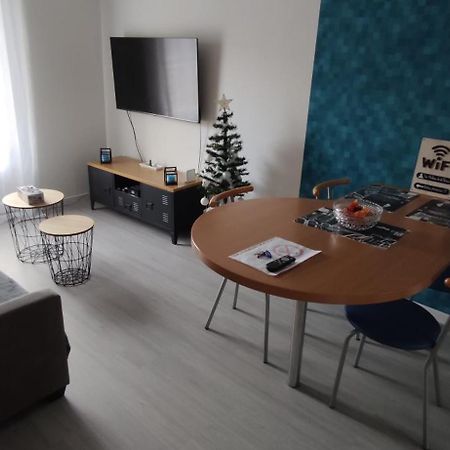 Appartamento Relais De La Tour Callac Esterno foto