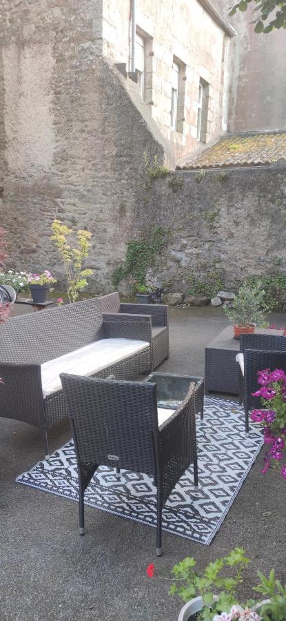 Appartamento Relais De La Tour Callac Esterno foto